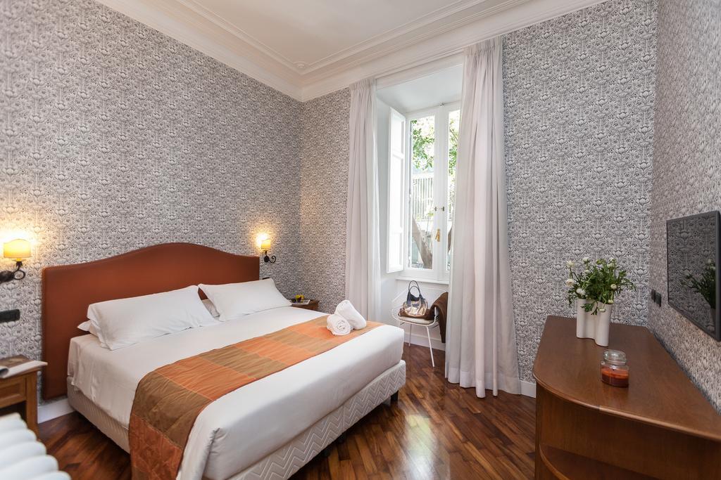 Beccaria A Piazza Del Popolo Bed and breakfast