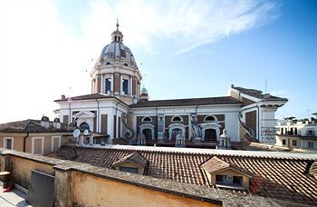 Beccaria A Piazza Del Popolo Roma